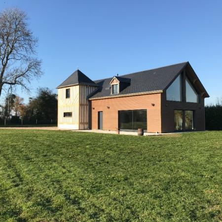 Réalisation d'une maison ossature bois par l’entreprise ML OSSATURE située à Quincy-Voisins 77860 (Île-de-France)